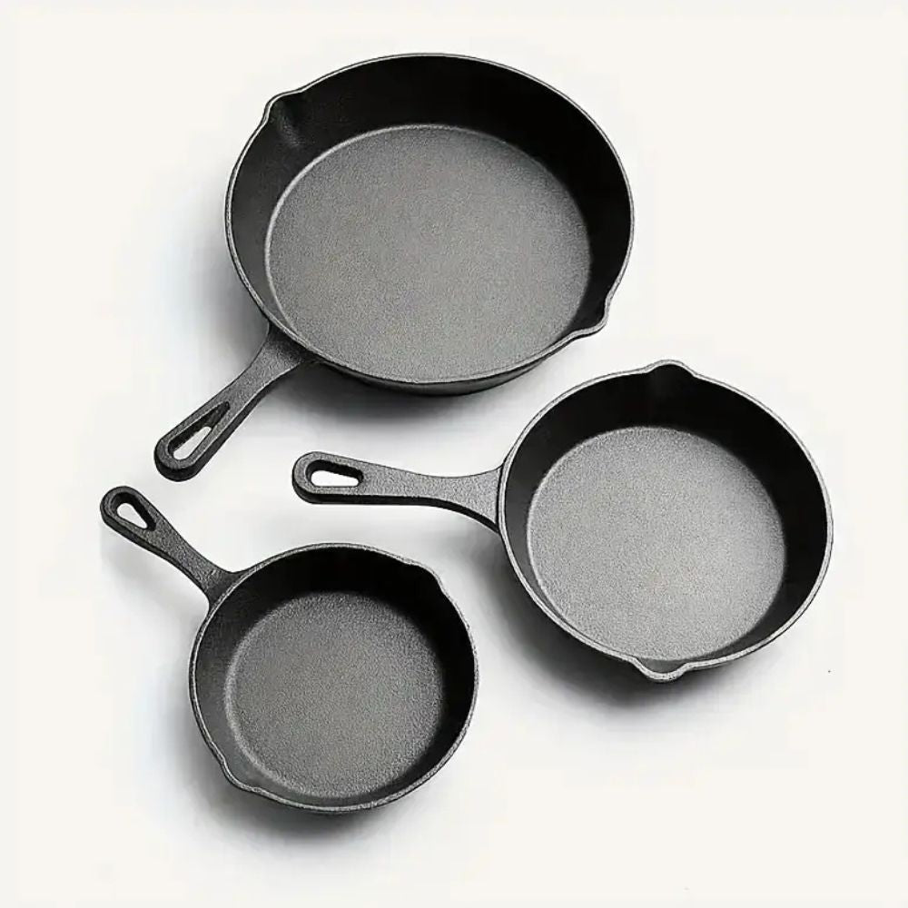 Black Cast Iron Frying Pan 2