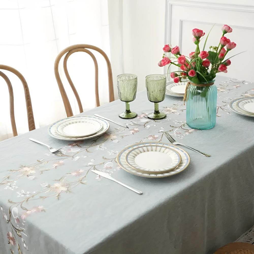 Blossom Weave Elegance Tablecloth 3