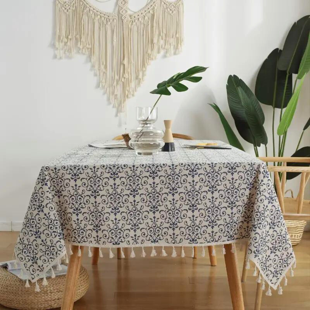 Cottage Chic Patterned Tablecloth 5