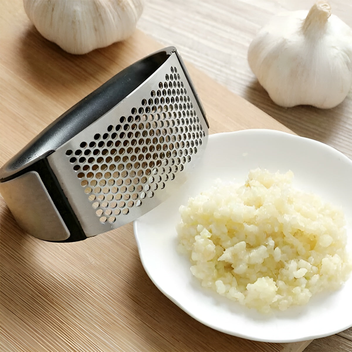 Crush Garlic Squeezer 3