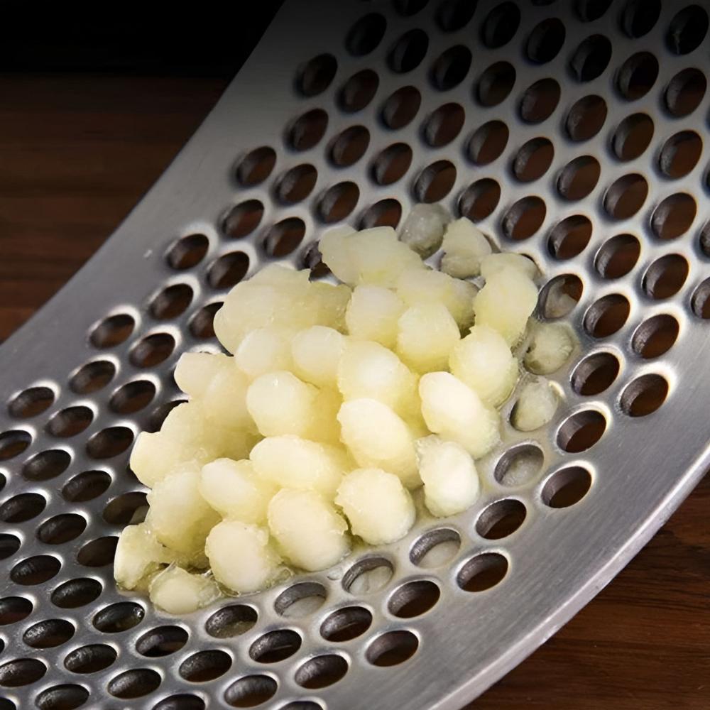 Crush Garlic Squeezer 7