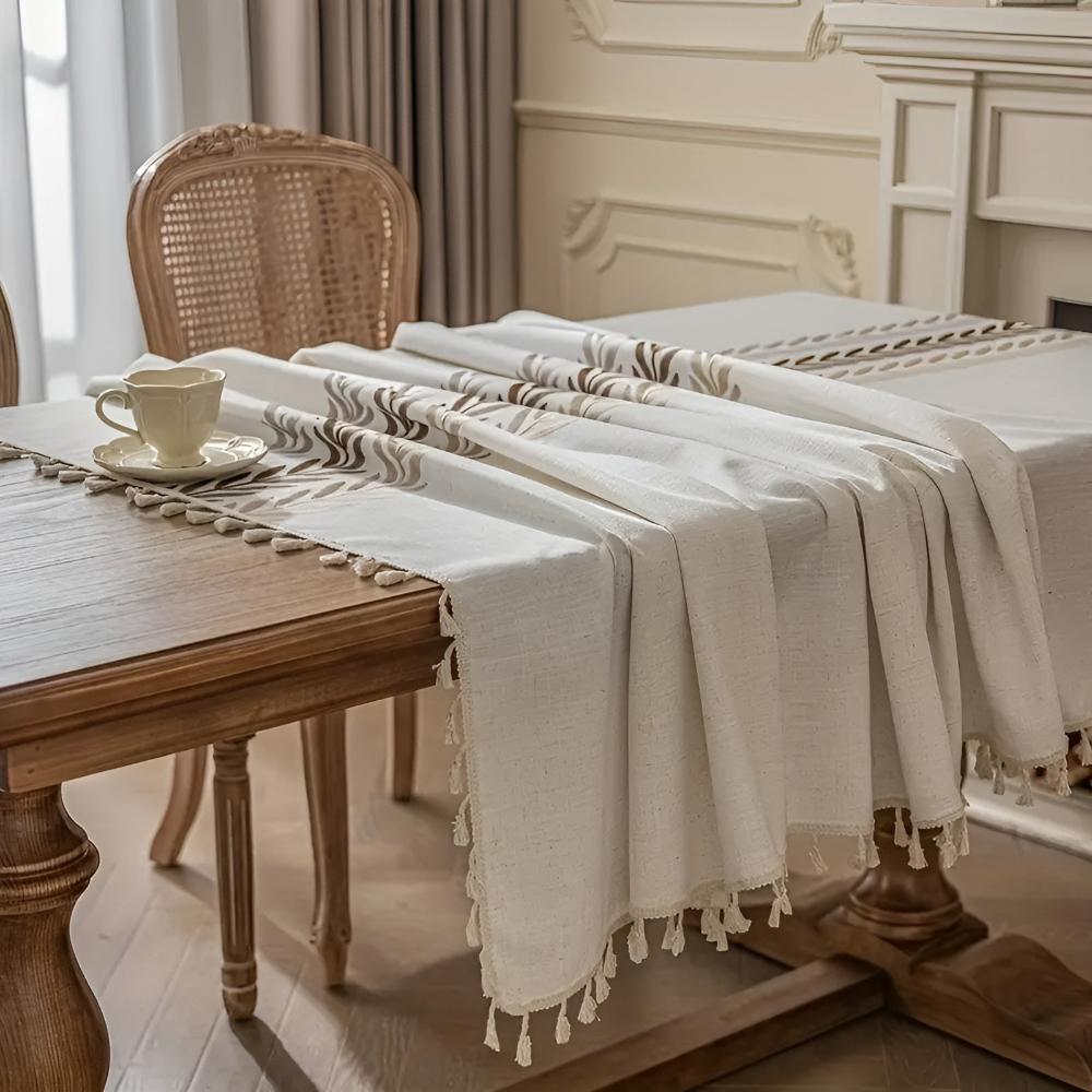 Elegance Leaves Embroidered Tablecloth 3