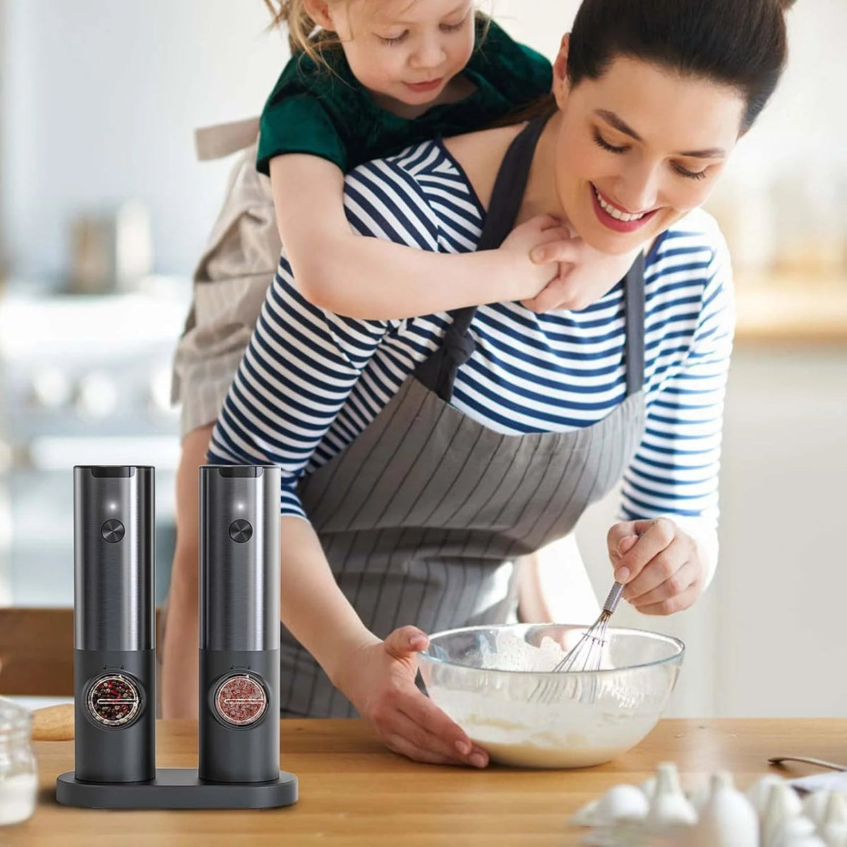 Elegant Electric Salt And Pepper Mill With Rechargeable Battery - Cooking Gadget | Easy Cooking | Chef Quality