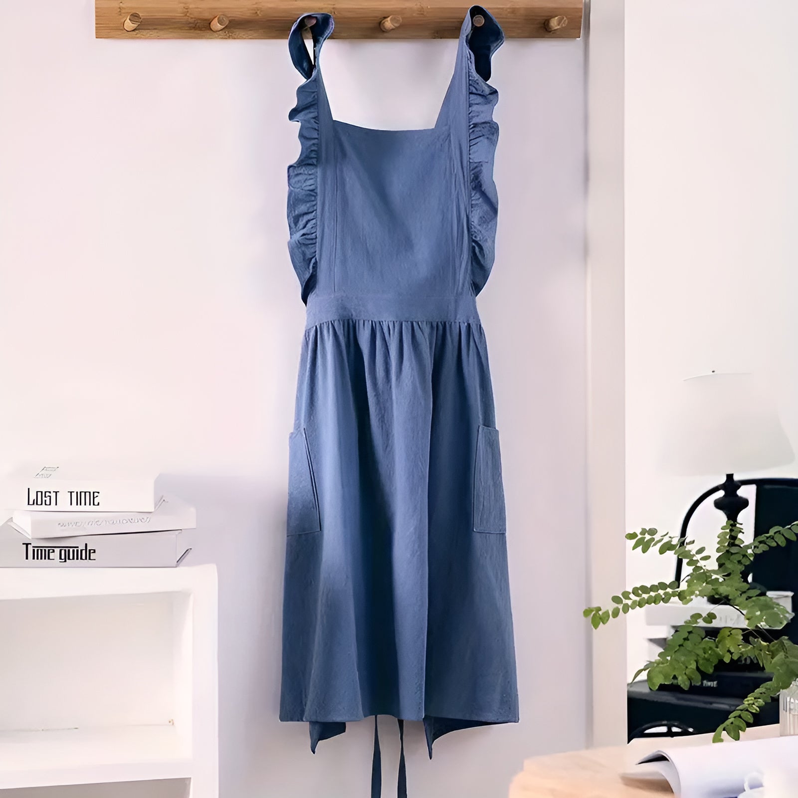 Lotus Leaf Lace Apron 0