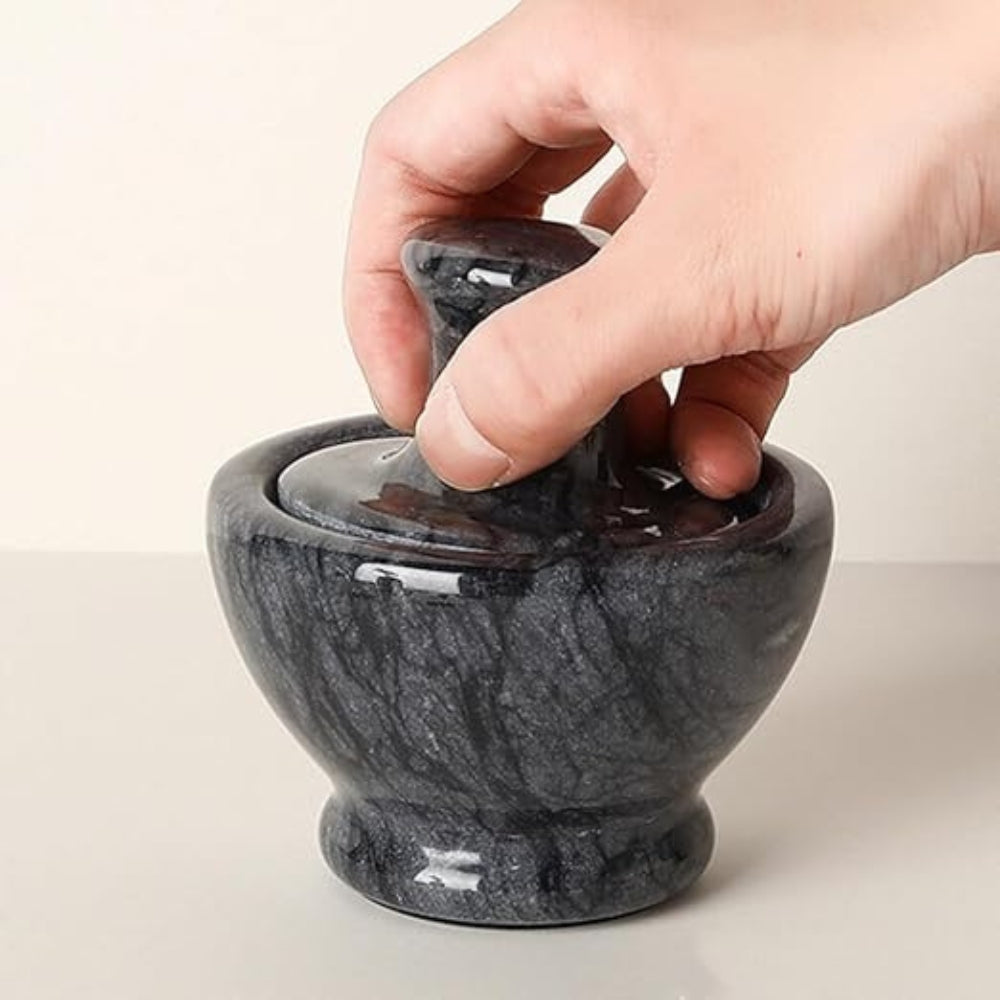 Marble Mortar & Pestel Spices Grinder 3