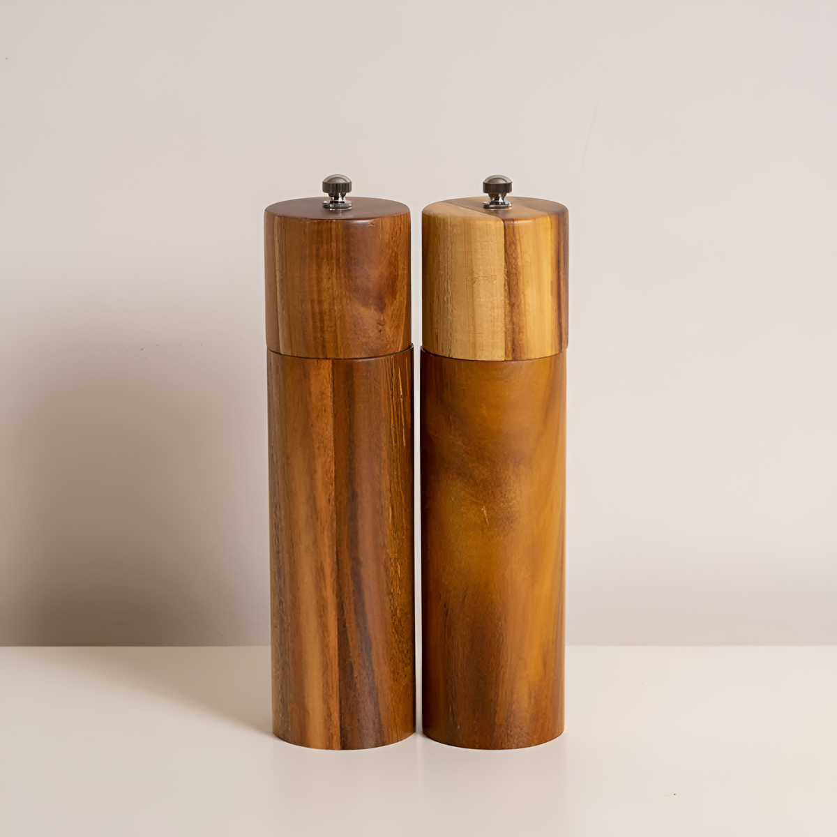 Minimalist Wooden Spice Grinders 3