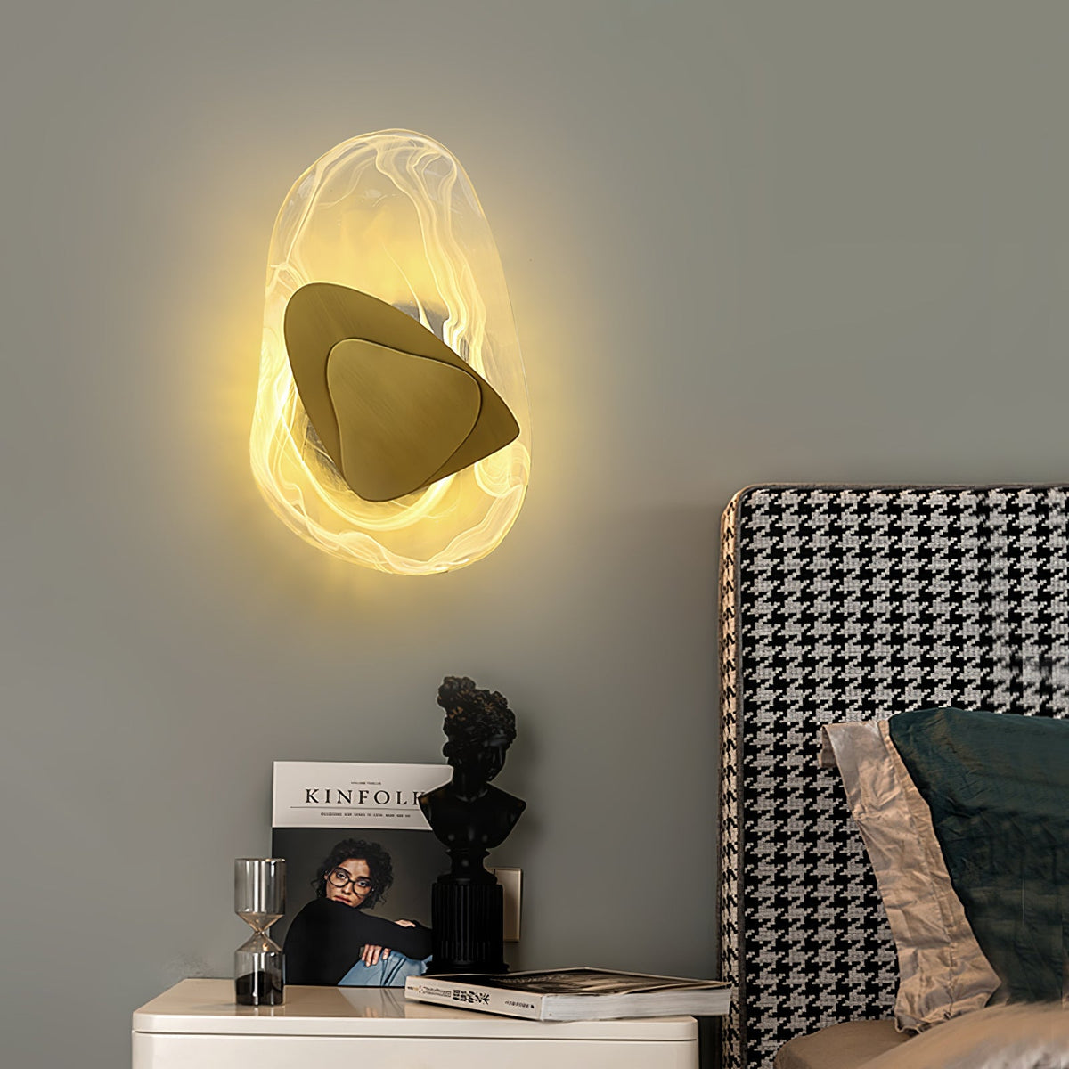 Modern LED Wall Sconce Lighting with Adjustable Color Temperature | Stylish Fixture for Ambient Illumination