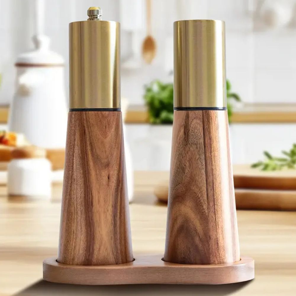 Naturewood Spice Grinder 0