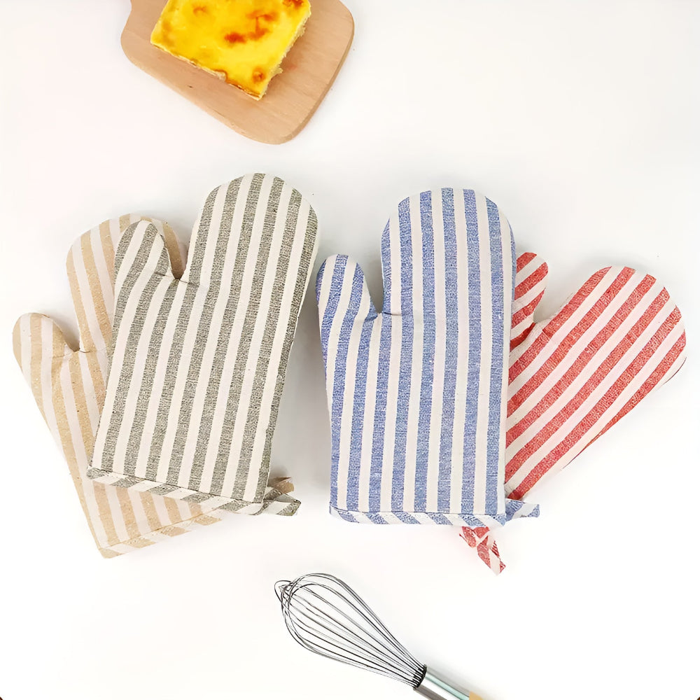 Premium Striped Heat-Resistant Oven Mitt 1