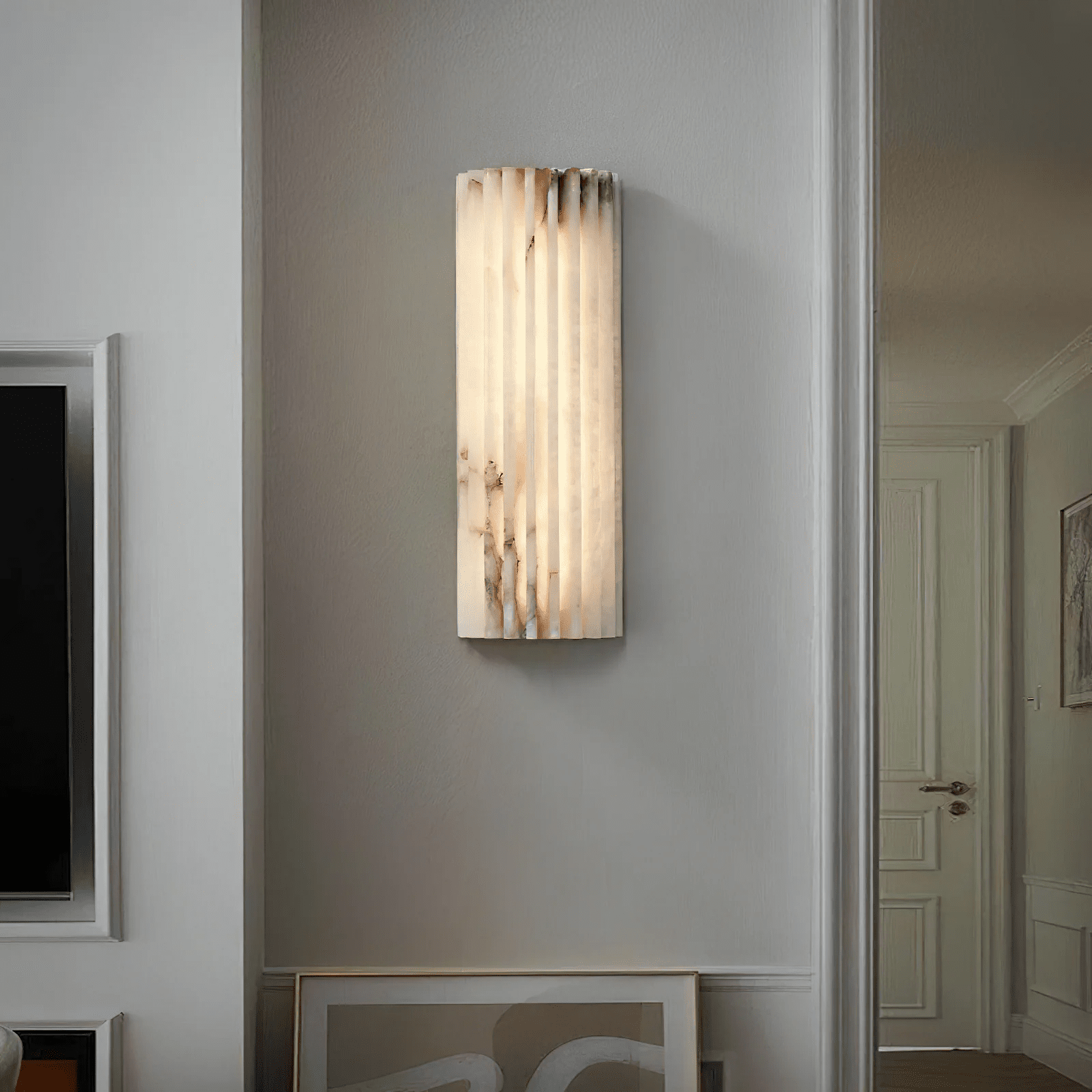 Rula Collection | Alabaster Wall Light with Unique Veining | Elegant Sconces for Warm Ambient Illumination