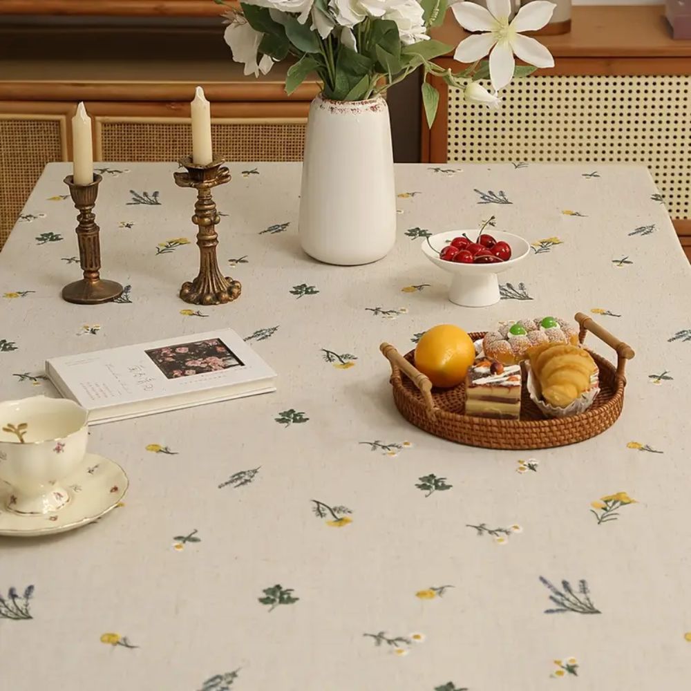 Rustic Bloom Tassel Tablecloth 3