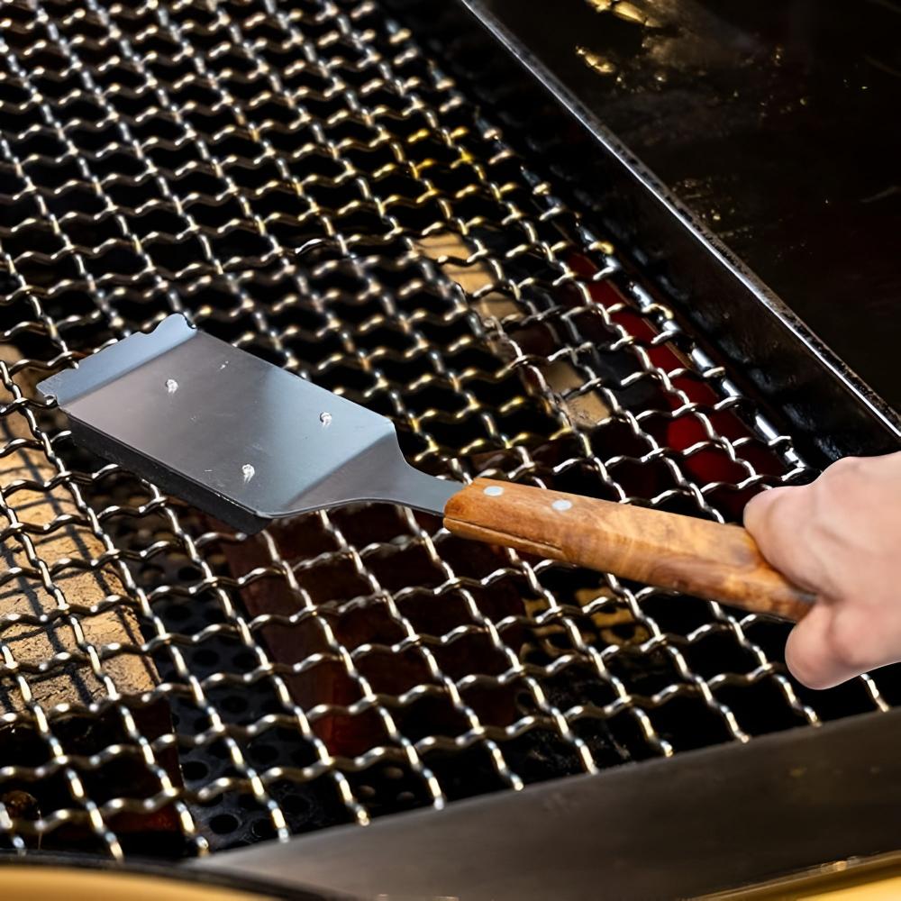 Stainless Grill Brush and Scraper 1