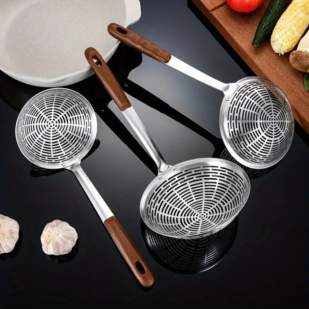Stainless Steel Wooden Strainer Ladle 1