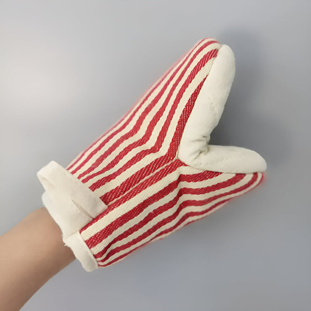 Striped Heat-Resistant Kitchen Mitts 10