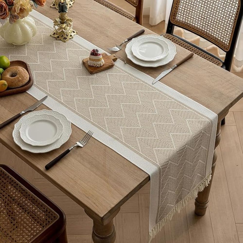 Zigzag Loom Table Runner 0