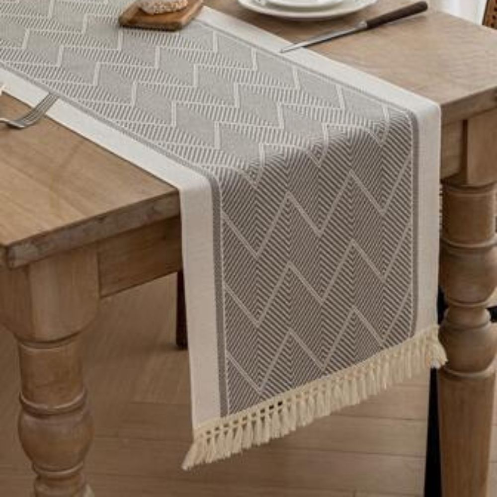 Zigzag Loom Table Runner 5