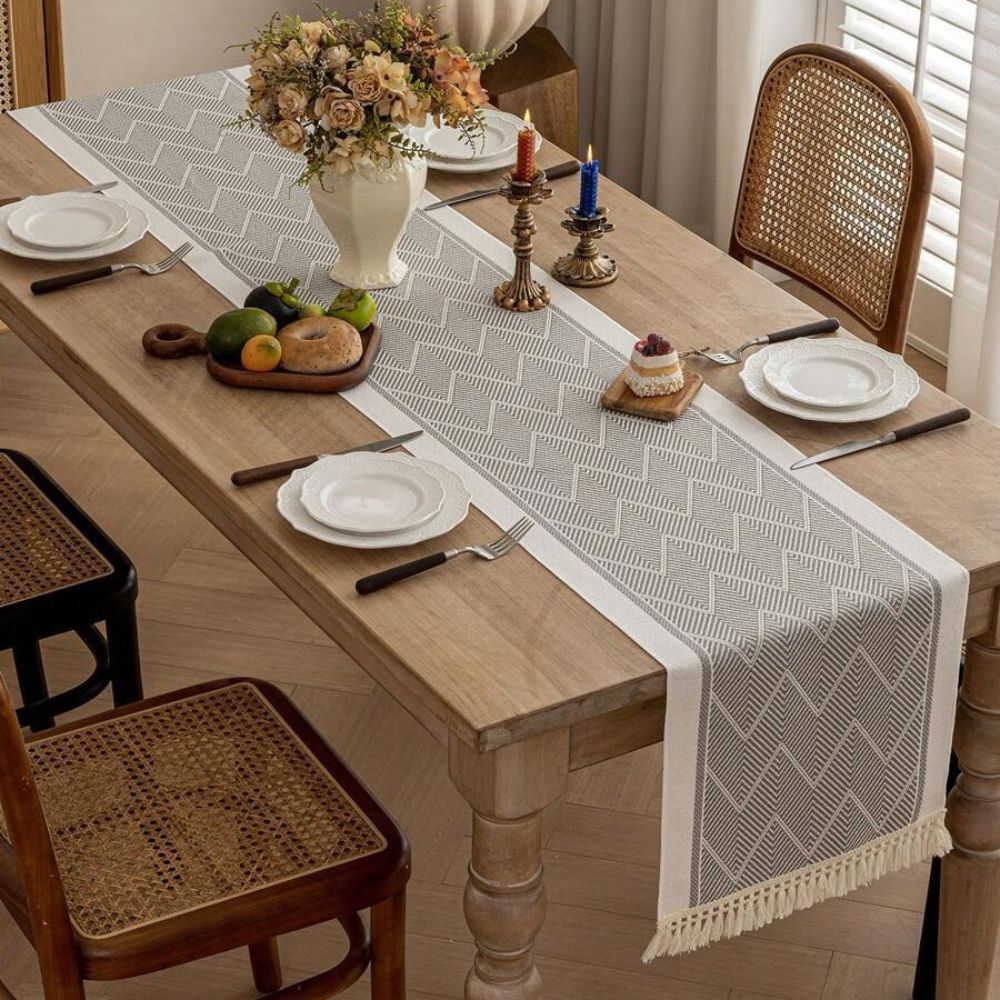 Zigzag Loom Table Runner 8