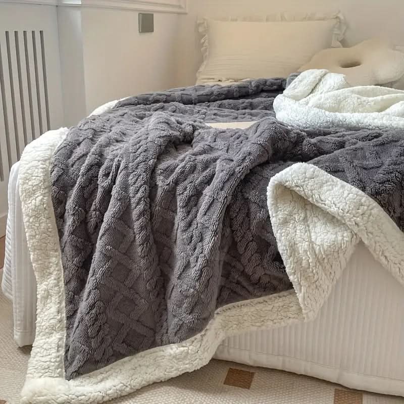 Reversible Sherpa Fleece Blanket | Ultra-Cozy Fluffy Throw