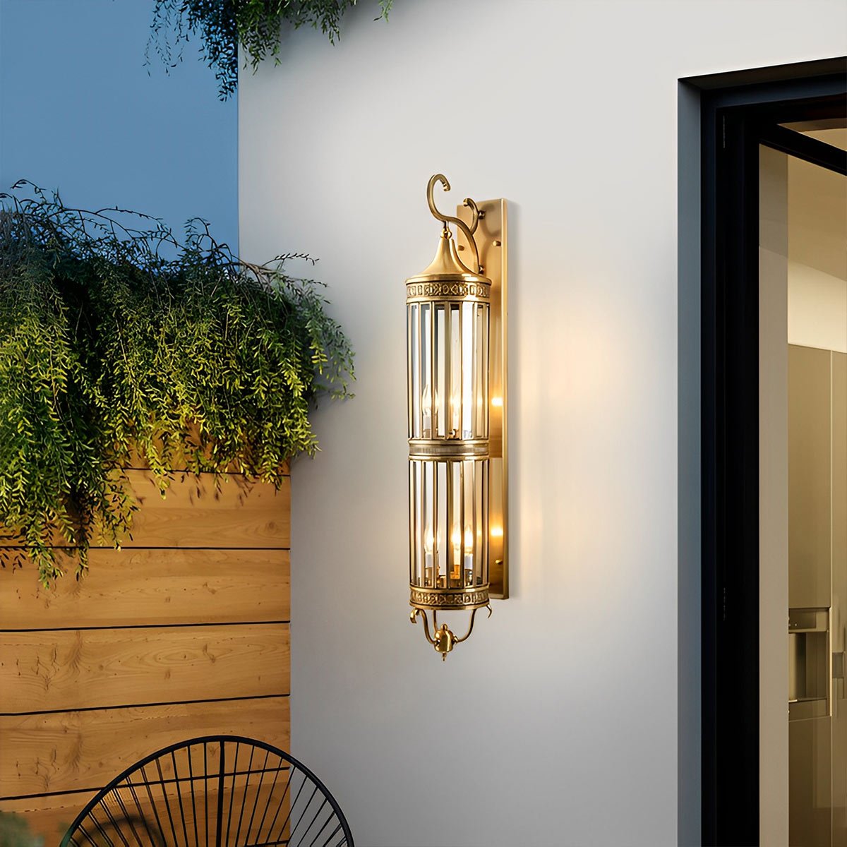 Classic Vintage Outdoor Wall Sconce | IP65 Waterproof Design with Replaceable LED Bulbs | Timeless Illumination for Patios and Gardens
