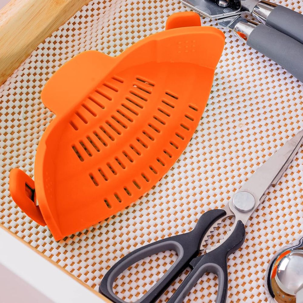 Clip-On Kitchen Strainer 2