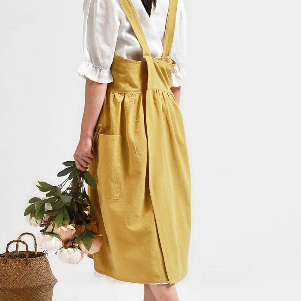 Cross-Back Apron With Pockets 4