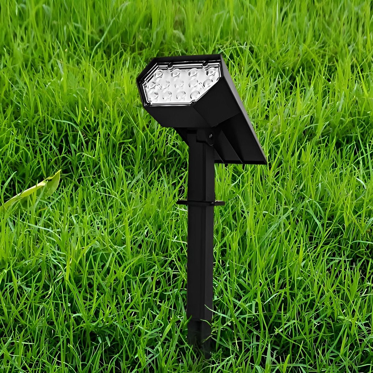 Elegant Solar Spotlight Outdoor Lights with Adjustable LED & IP68 Waterproof for Perfect Garden Illumination