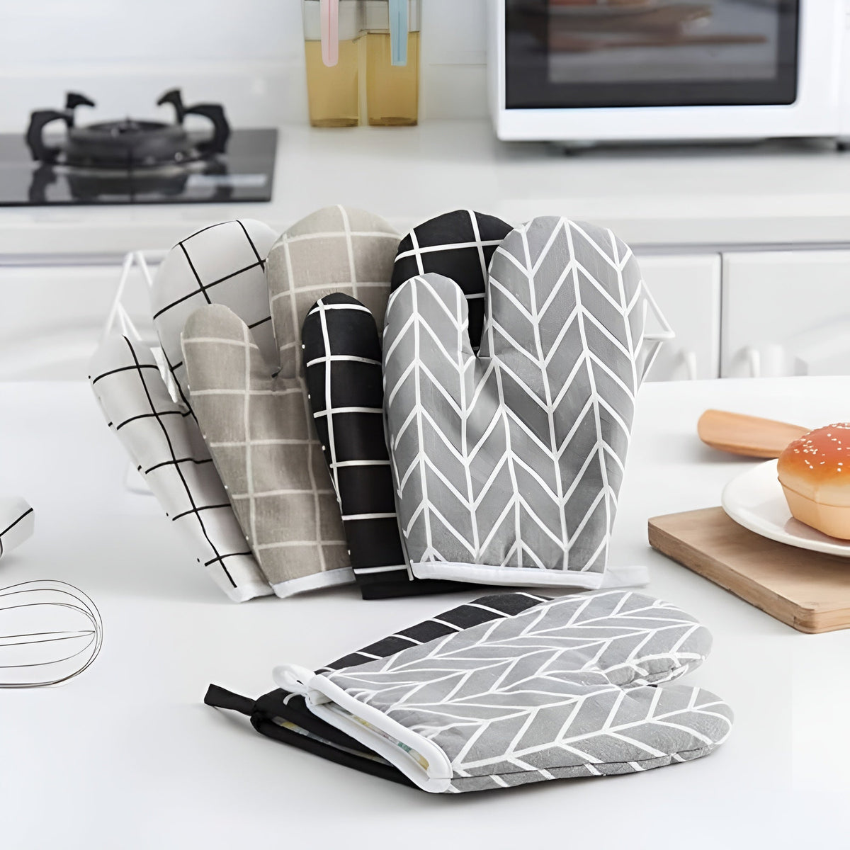 Heatproof Grid Pattern Kitchen Mitts 3