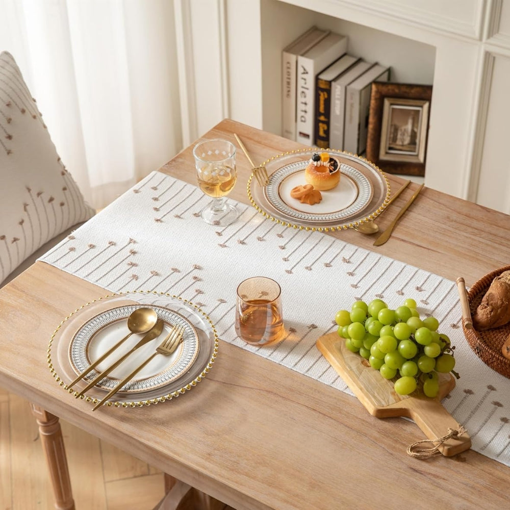 Liora Elegant Tassel Table Runner 1