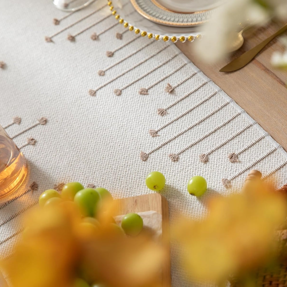 Liora Elegant Tassel Table Runner 2