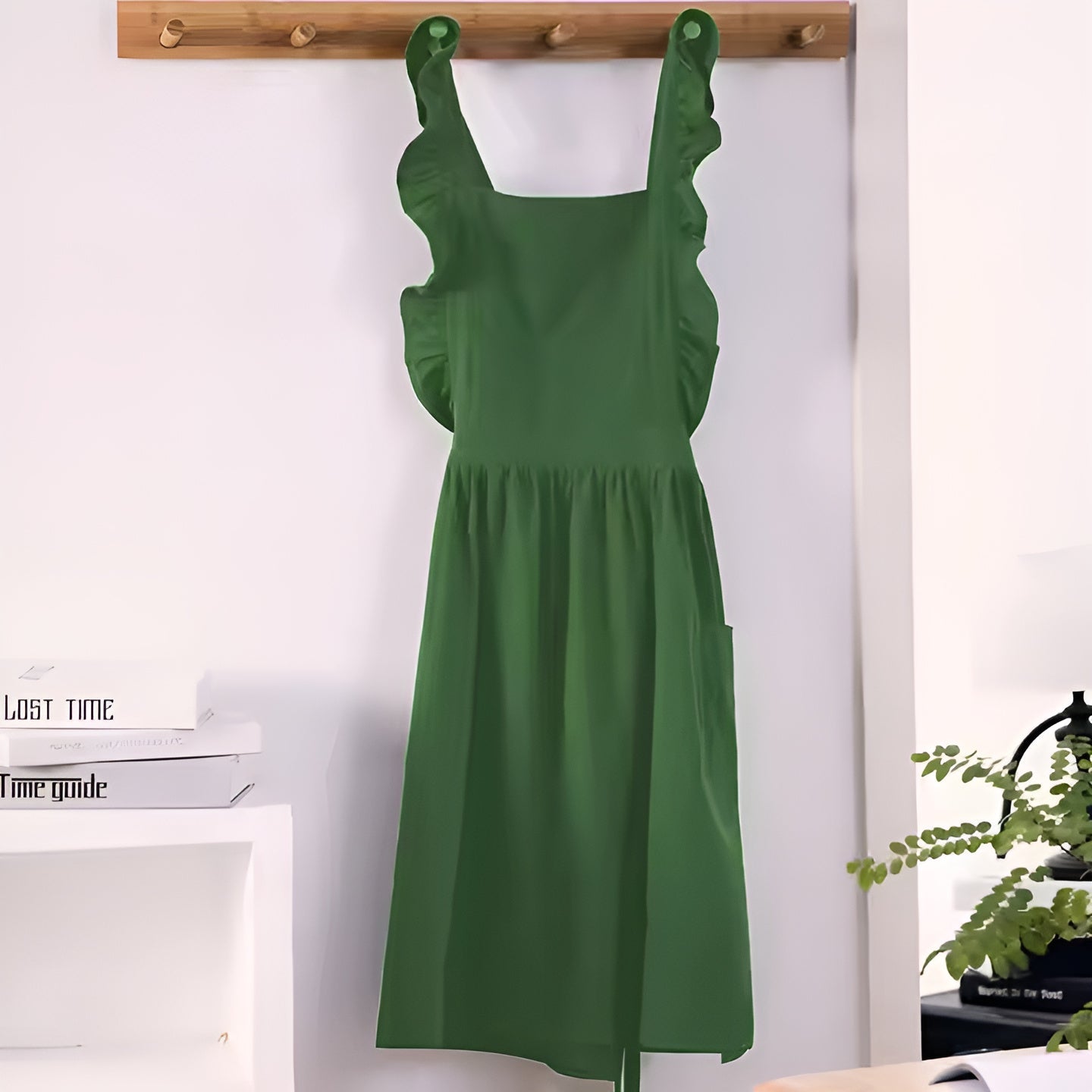 Lotus Leaf Lace Apron 10