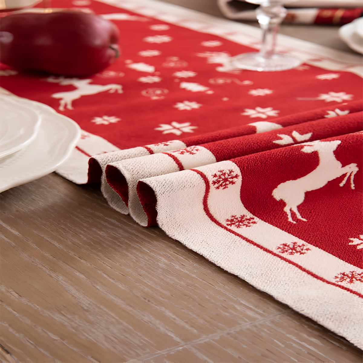 Luxe Merry Tasseled Runner Cloth 3