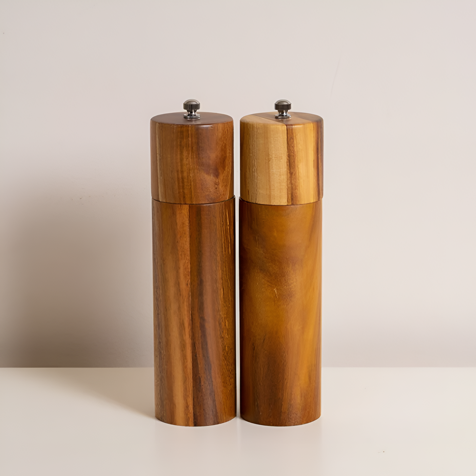 Minimalist Wooden Spice Grinders 3