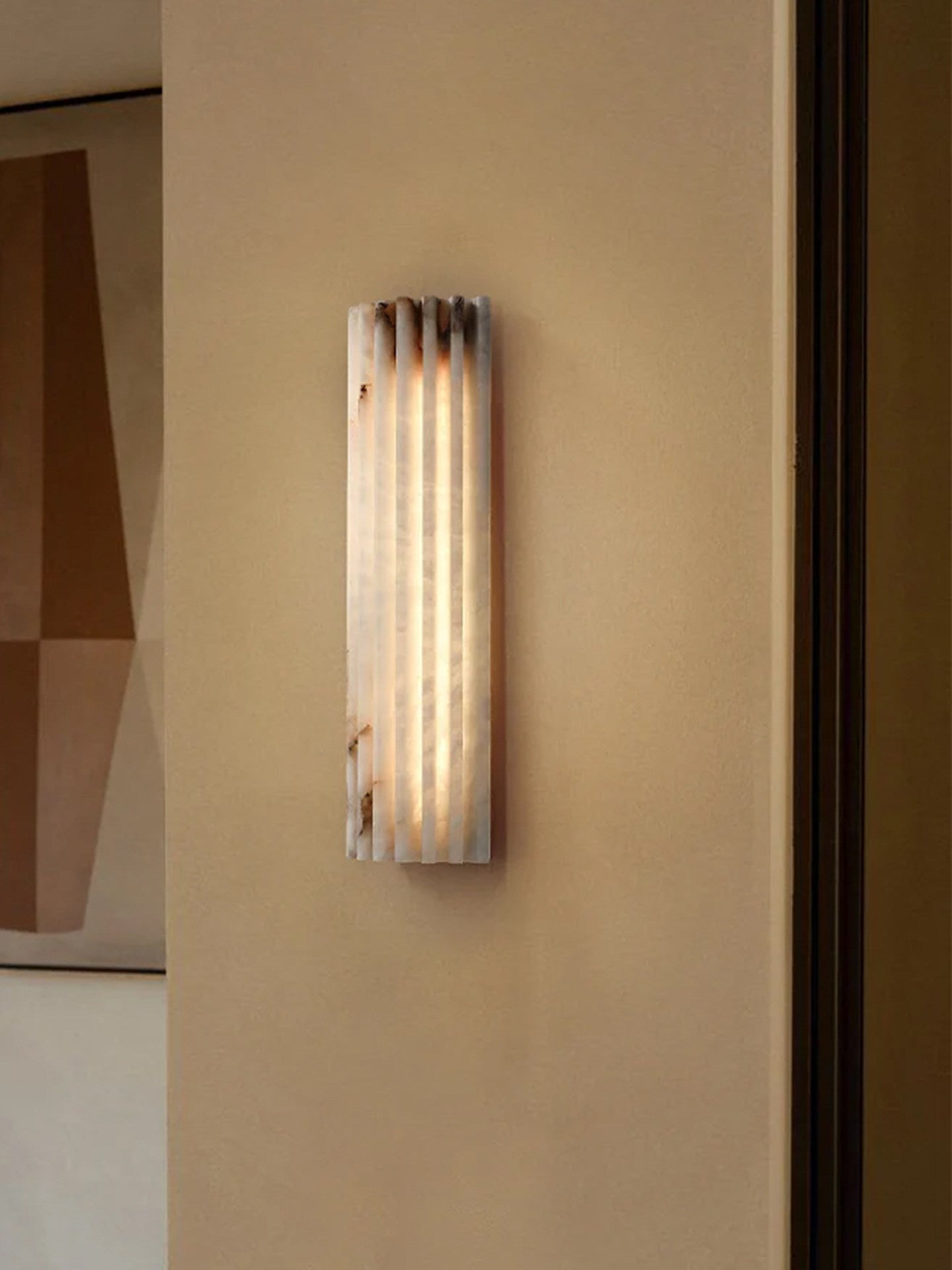 Rula Collection | Alabaster Wall Light with Unique Veining | Elegant Sconces for Warm Ambient Illumination