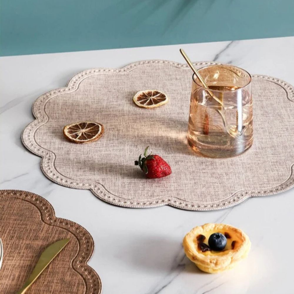 Scalloped Waterproof Placemat 1