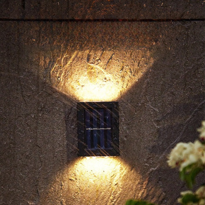 SolarGlow | Stylish Eco-Friendly Solar Outdoor Wall Lights 3